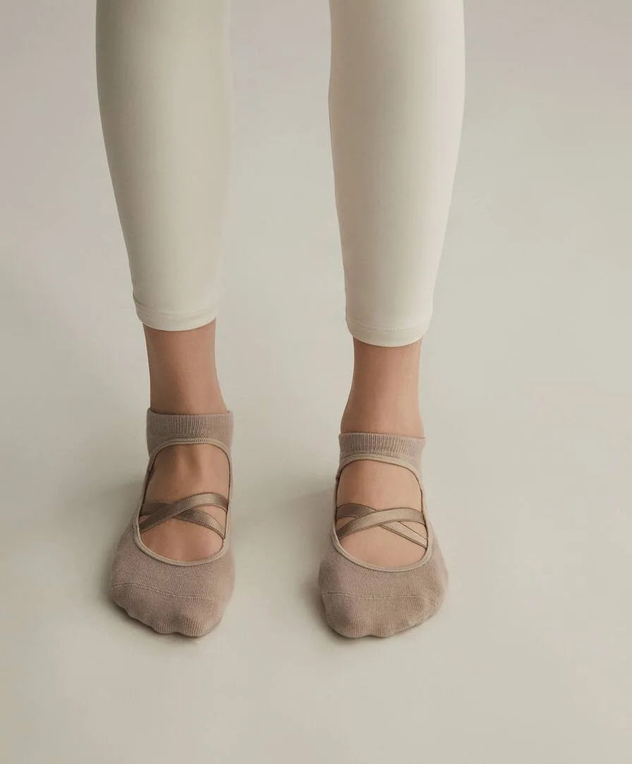 Grip Socks – Ballet Mary Jane