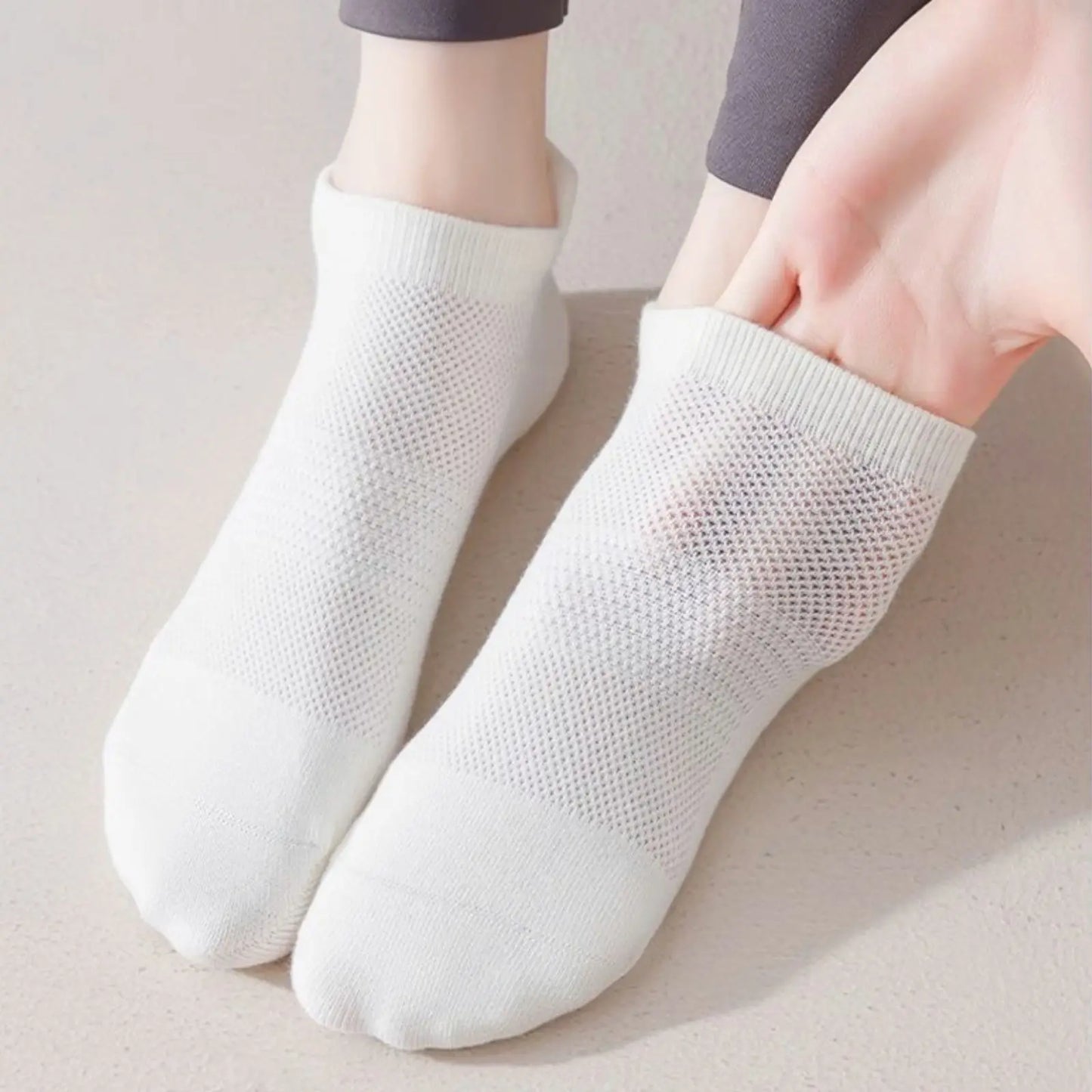 Grip Socks – Mesh Breathable